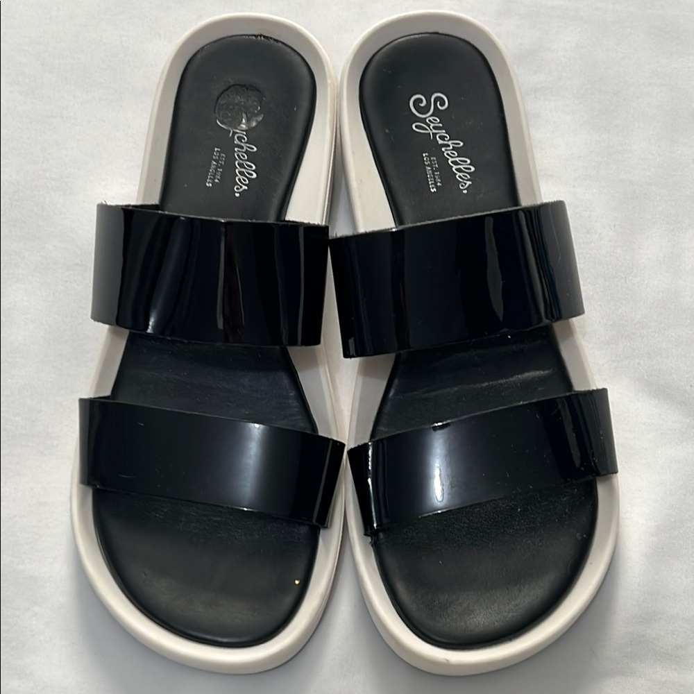 Seychelles Made in Italy Black Patent Leather Sandals